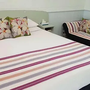 Motel Arcadia, Goonellabah